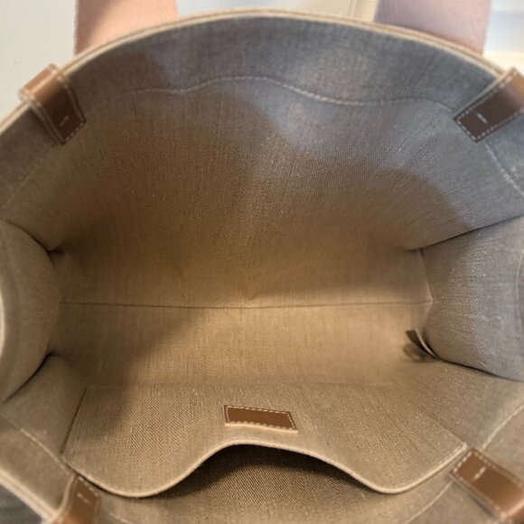 Chloe Woody Linen Canvas Tote! - Picture 3 of 10